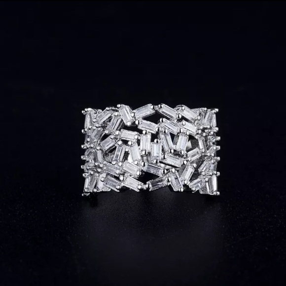 Sterling silver princess cut ring - Picture 2 of 6